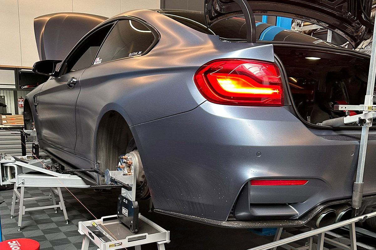 Onderhoud en hestellingen